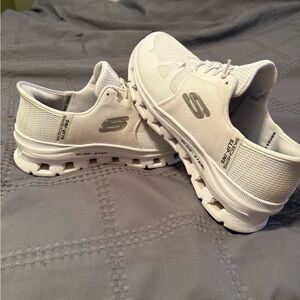 Skechers Glide Step White Sneakers